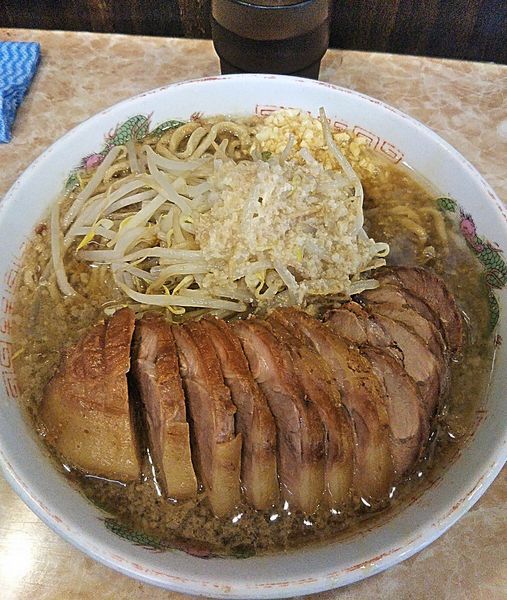 「ラーメン中豚一本 1300円」@肉汁らーめん 公 kimiの写真