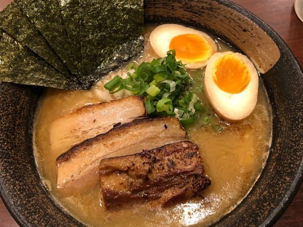 「特製濃厚煮干し」@麺屋國の写真