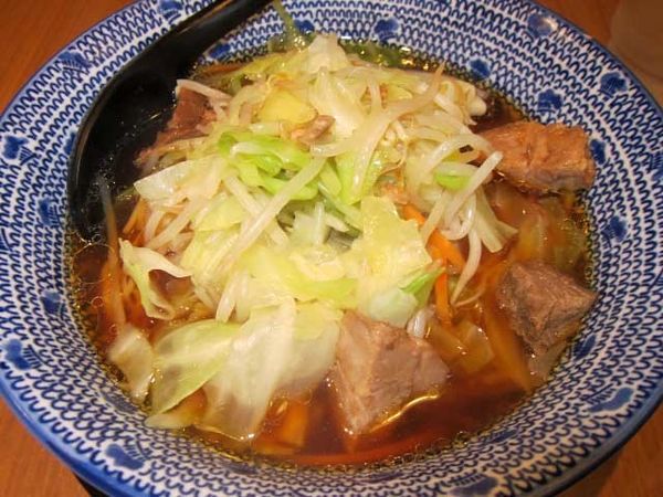 「とんさいらーめん醤油　740円」@麺処直久 新橋店の写真