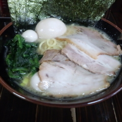 横濱ラーメン アヤセ家の画像