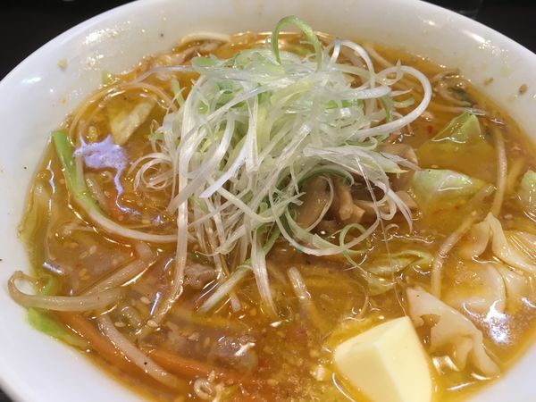 「味噌ラーメン➕バター」@けやき すすきの本店の写真