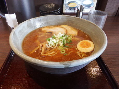 「普通のみそらーめん」@五味八珍 富士吉田店の写真