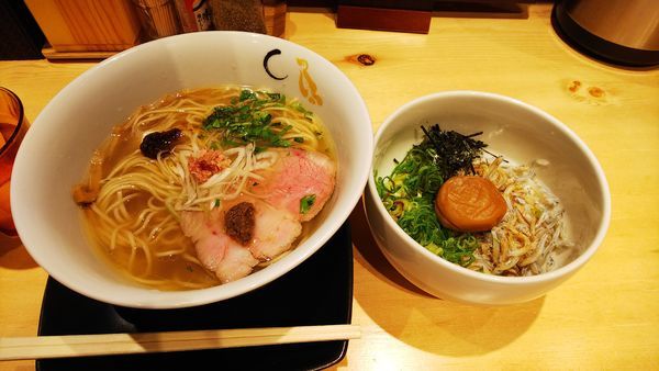 「真鯛と蛤の塩そば」@SOBAHOUSE 金色不如帰 新宿御苑本店の写真