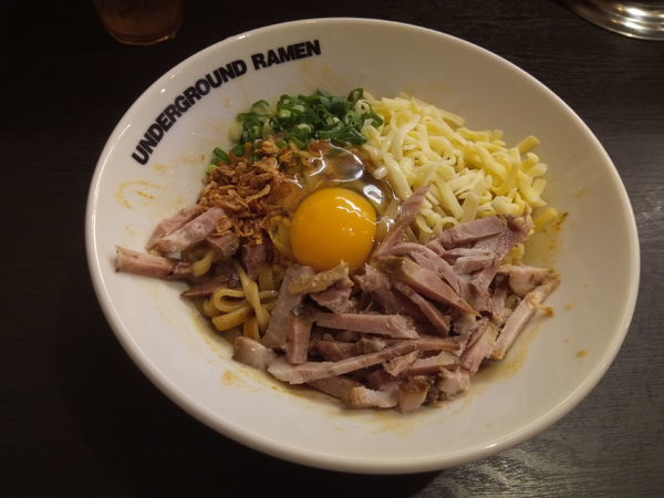 「カレーまぜそば（限定）」@UNDERGROUND RAMEN 川越仲町の写真