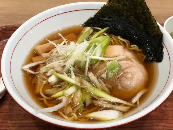 「醤油ラーメン ¥690」@浜北軒 NEOPASA浜松店の写真