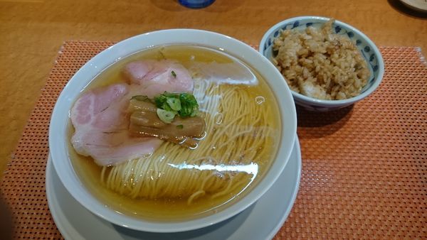 「塩煮干そば＋焼豚ご飯(ランチ限定)」@柴崎亭の写真