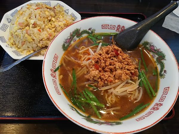 「ラーメンセット　「台湾ラーメン＋炒飯」」@中華料理 喜多郎 両島店の写真