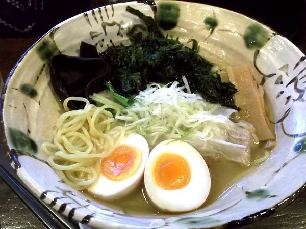 「焼きあご塩(850円)+味玉(100円)+岩海苔(100円)」@いち井の写真