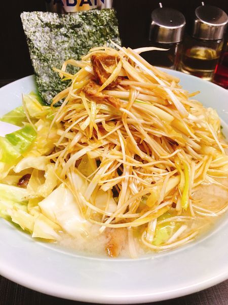「ネギネギ塩キャベツラーメン」@ラーメンショップ椿 ひたちなか店の写真