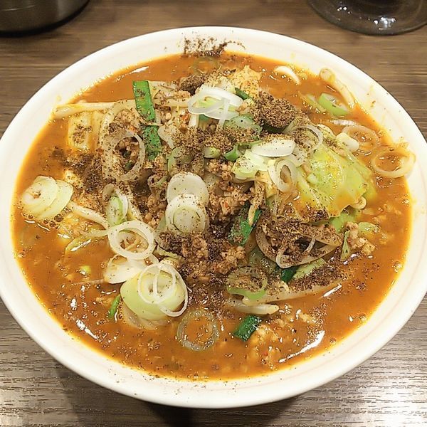 「【期間限定】W豆板醤の麻婆麺＋ニンニク」@INOSHOWの写真