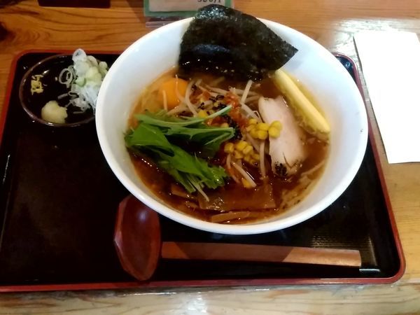 「にんラーラーメン(並盛・160g)920円」@らーめん はんぐりーの写真