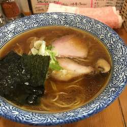 しょうゆラーメン