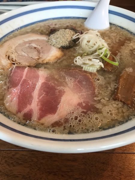 「背脂煮干し 煮干しだく 背脂まし」@麺屋 わかなの写真