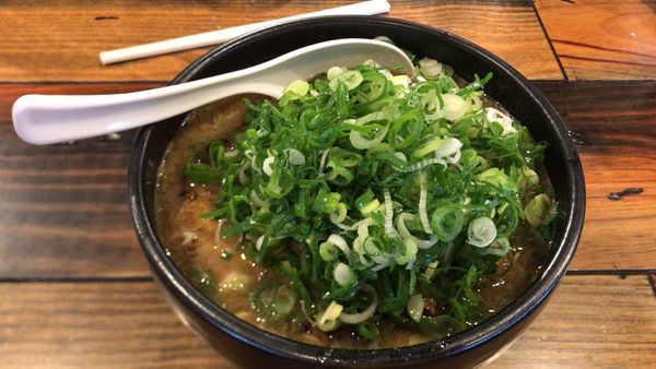 「チャーシュー醤油ラーメン ネギトッピング」@麺匠 るい斗の写真