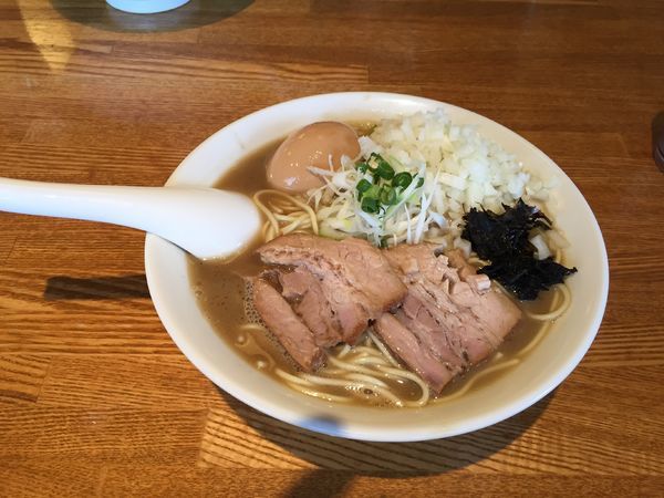 「煮干そば麺増し　無料中　玉ねぎ増」@中村屋総本山の写真