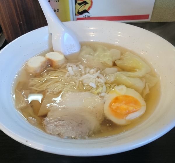 「限定 ワンタンメン」@めんや仁の写真