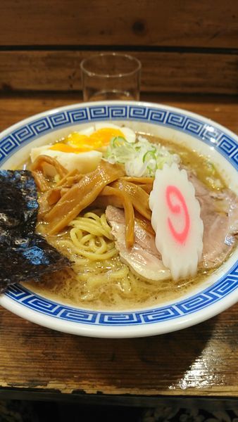 「らーめん大盛味たま」@らーめんはたかくるの写真