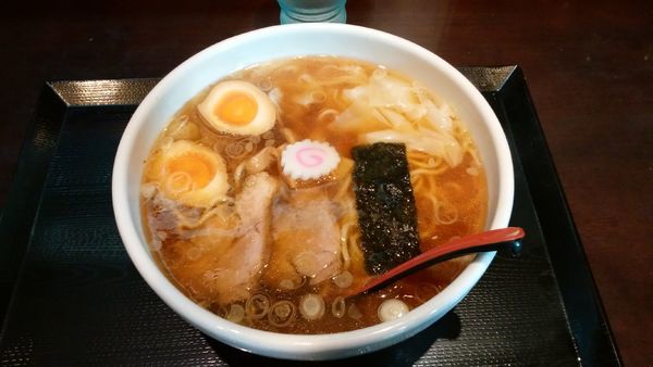 「ワンタンメン¥850-+煮玉子¥100-」@中華蕎麦 金魚の写真