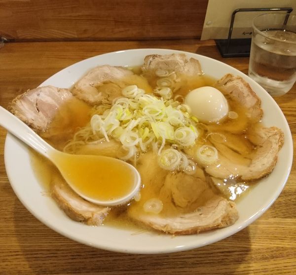 「チャーシューメン 大盛 手打ち麺 煮玉子」@らーめん榎穏の写真