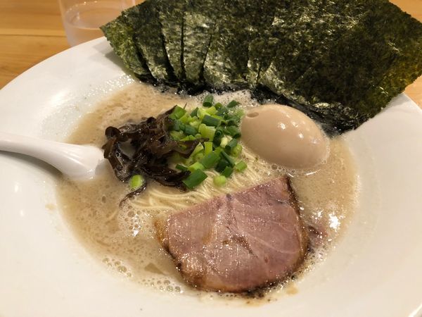 「味玉らーめん のり増し」@麺道我飯の写真