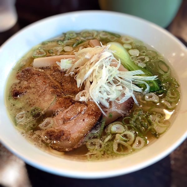 「塩バターラーメン」@中国料理 華祥の写真