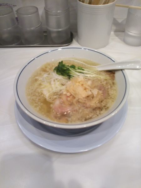 「塩ラーメン(¥750)」@らーめん鱗 茨木店の写真