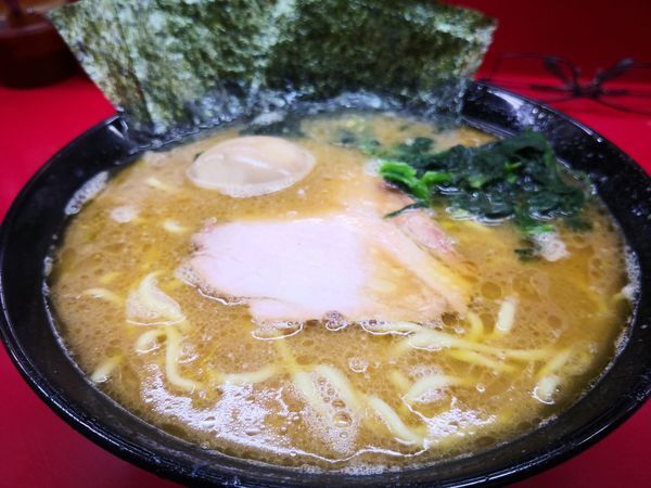 「並＋味玉」@ラーメン杉田家の写真