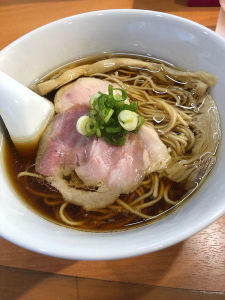 「らーめん」@らぁ麺 はやし田 池袋店の写真