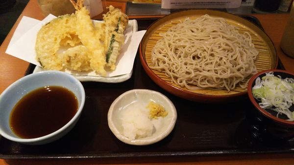 「新オールスター天ぷらそば（冷）」@天丼 てんや 八重洲店の写真