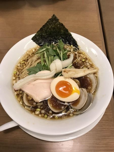 「鶏・煮干し・蛤のトリプルSOBA」@むぎとオリーブ さいたま新都心店の写真