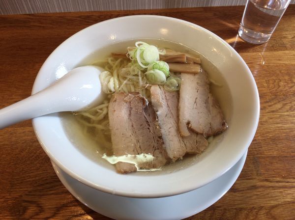 「会津山塩ラーメン(普通麺/700円)」@うえんで食堂の写真