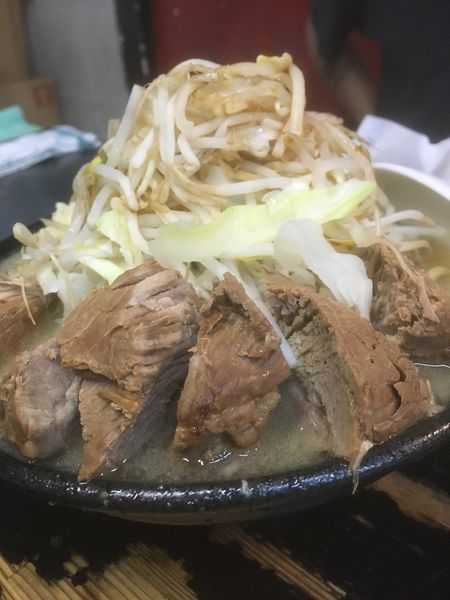 「ラーメン」@自家製太麺 ドカ盛 マッチョ 難波千日前店の写真