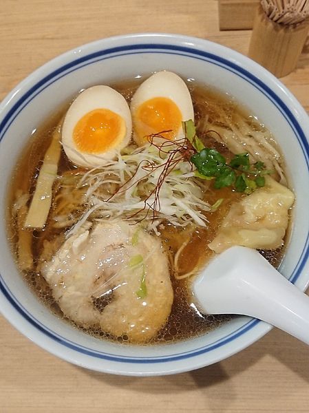「くろおびラーメン(醤油)」@利尻昆布ラーメン くろおびの写真