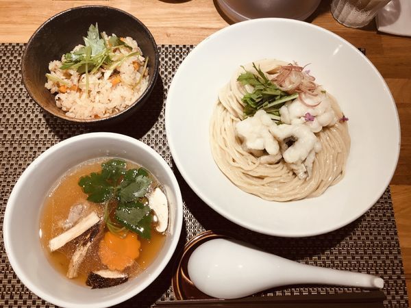 「三周年記念「秋鱧と松茸の塩つけそば」」@生粋 花のれんの写真