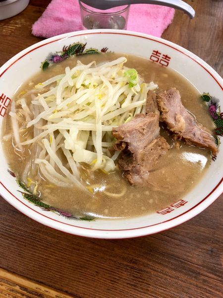 「ラーメン 麺半分」@ラーメン二郎 品川店の写真