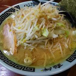 新化豚骨らーめん　（麺大盛り）