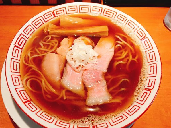 「アジ出汁醤油ラーメン&鮭ごはんセット1000円」@食堂酒場 Graciaの写真