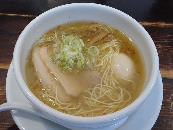 「香そば　しお（730円）＋煮玉子（100円）」@徳川町 如水 本店の写真