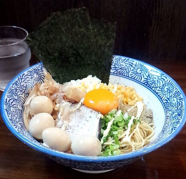 「まぜそば＋うずら」@煮干し中華蕎麦 山崎の写真