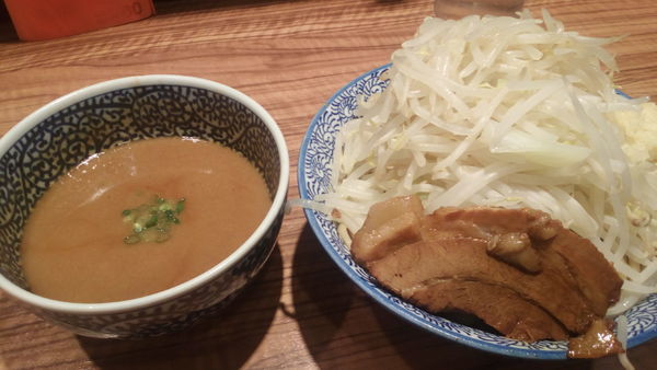 「豚骨魚介つけ麺(830円)+中盛(50円)」@ラーメン燈郎の写真
