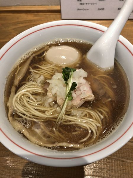 「煮干しそば ¥800＋味玉 ¥100」@麺尊 RAGEの写真