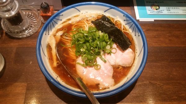 「瀬戸内しょうゆらーめん¥800-」@ねいろ屋 神保町店の写真