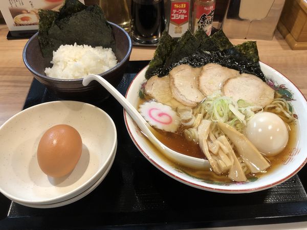 「特製中華そば・たまごかけごはん」@中華そば 金ちゃんの写真