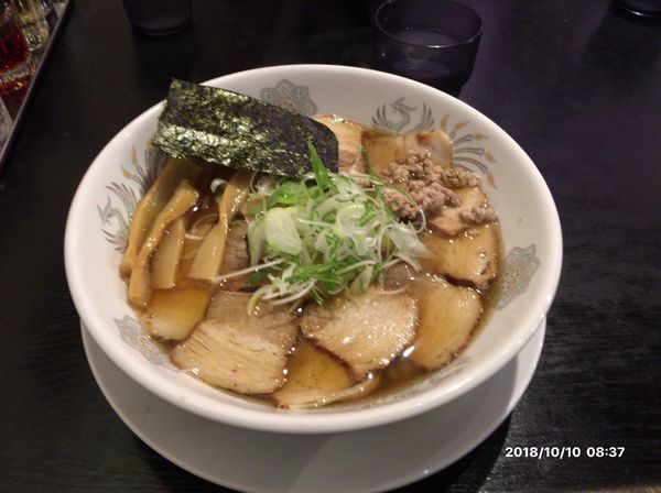 「空（醤油）肉盛り」@麺処 空山の写真