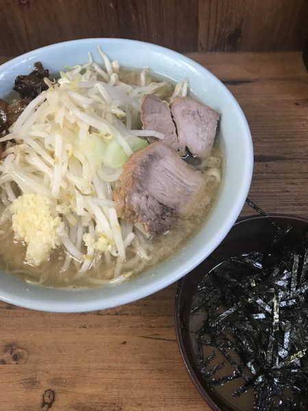 「ラーメン、ヤサイ、ニンニク、アブラ、生とじたまご」@ラーメン二郎 池袋東口店の写真