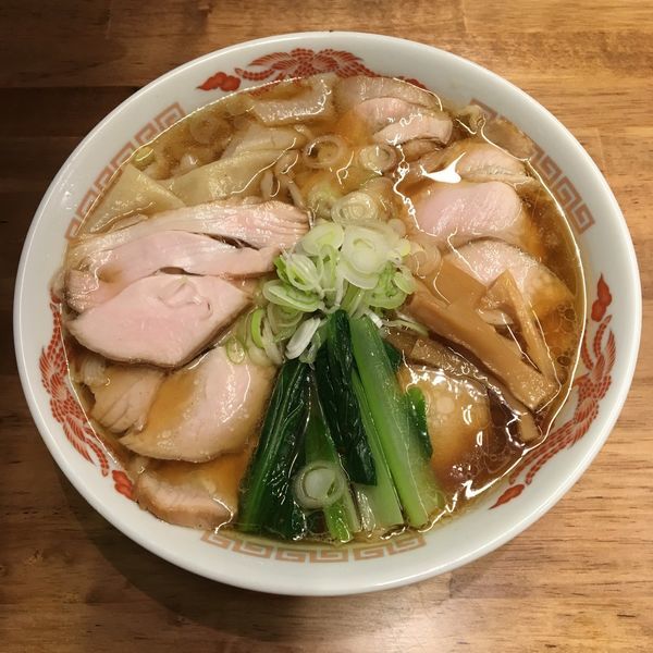 手打ちラーメン+燻製チャーシュー+ピロピロ麺