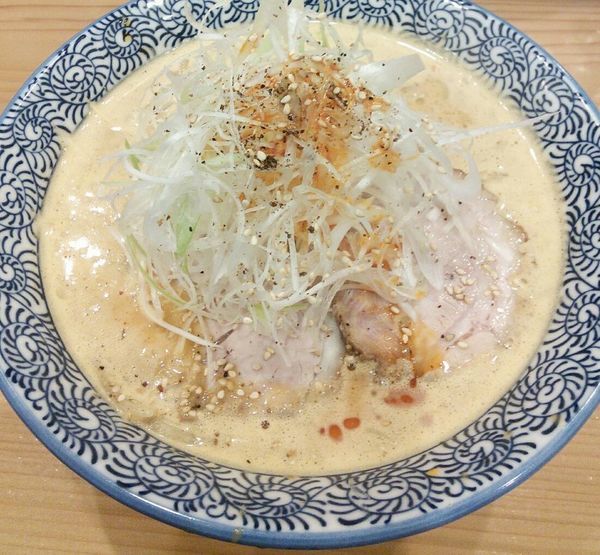 「【限定】ごまの辛いそば　８８０円」@中華そば 笑歩の写真