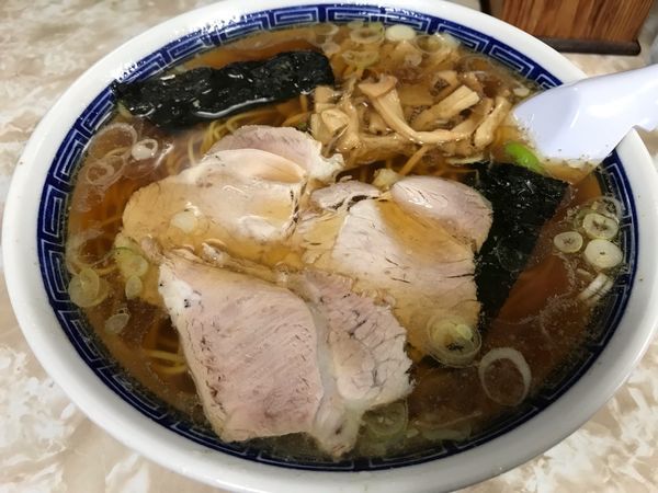 「中華そば 大盛  700円」@中華亭の写真