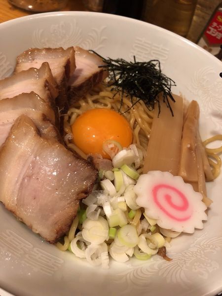 「油そば700円＋チャーシュー」@Noodle BAR esの写真