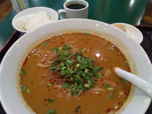 「担々麺（麺やわらかめ）+ごま団子＋ライス10/26まで540」@百香亭 野田店の写真